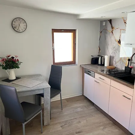 Kleine Gasse, Super Zentral, Privat Parkplatz,